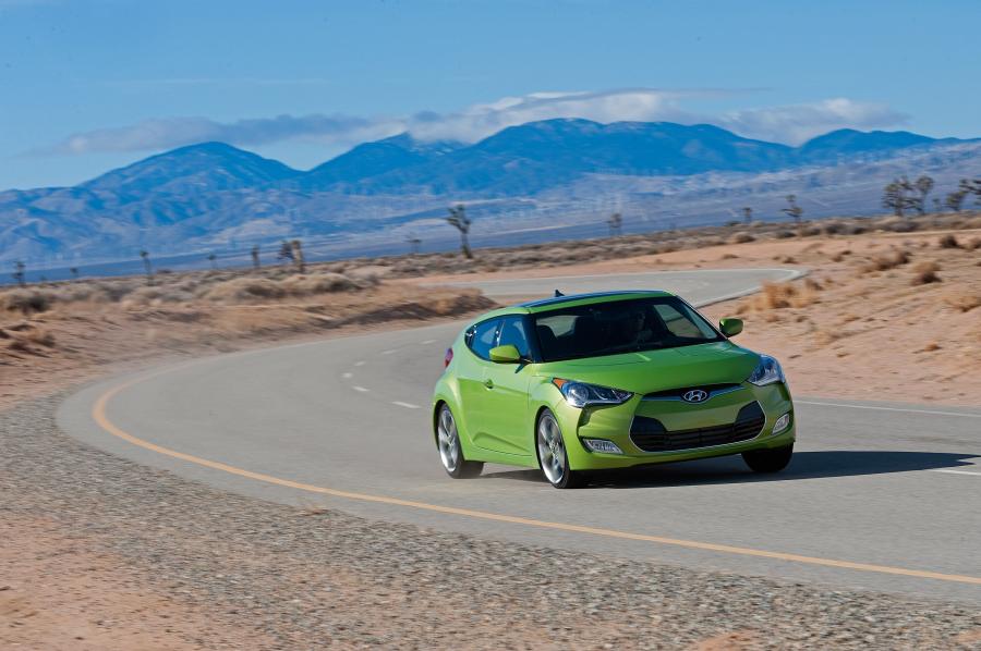  Hyundai Veloster 2011 года  (фото 6 из 184)